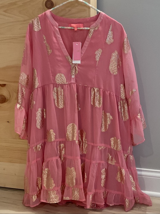 Simply Southern Dresses & Skirts - NWT, baby doll Simply Southern Pink Tiered Dress with Gold Foil Accents.